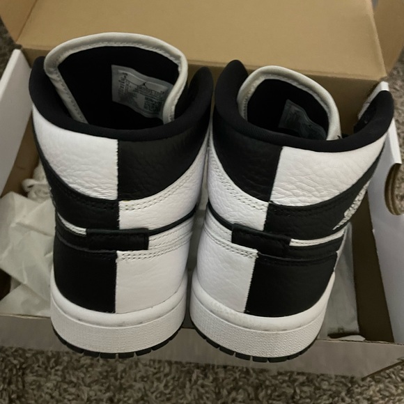 Jordan 1 homage - Picture 2 of 3